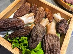 -阿婆情腊排骨火锅·野生菌季(古城旗舰店)