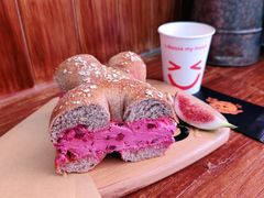 -Catch Bagel(芳草地店)