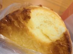 蜂蜜蛋糕-可颂坊(中心书城店)
