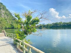 -星湖旅游景区七星岩