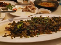 -港丽餐厅(高德置地店)