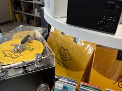 -浣熊唱片店(上海影城店)