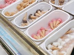 自助取餐区-MADO冰淇淋咖啡馆(淘金店)