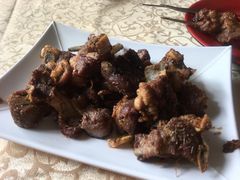 -维吾尔餐厅(宜山路店)