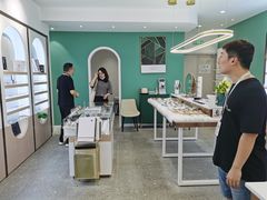 -无界眼镜MaxLess(南翔印象城店)