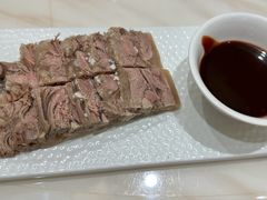 -梅龙镇酒家(南京西路总店)