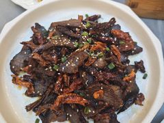 -蔼若春.传承三十年云南菜(金碧公园店)