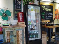 -猫爷的腔调·黔小馆(交大医学住宅区店)