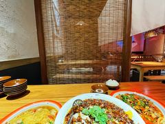 -半步颠小酒馆(爱琴海店)