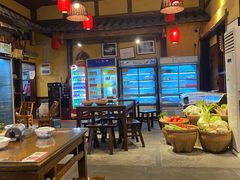-富正毅三下锅·湘西韵味(天门山索道店)