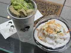 手作生打椰皇冰-喜茶(深圳万象城黑金店)