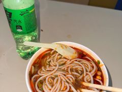 -江三王记牛杂馆(总店)