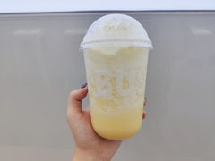 凤梨夏乐多-Sevenbus一家奶茶店(侨荣城店)
