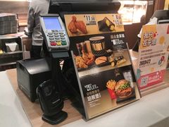 -麦当劳(轻轨曹杨路店)