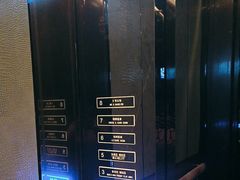-碧涛阁·泡泡海洋·汤泉洗浴(王府花园店)
