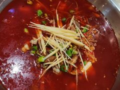 -味之溢美蛙仔姜兔·肥肠鱼•耗儿鱼(文星店)