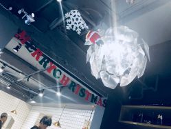 -PE SALON