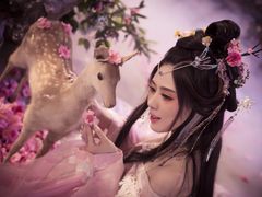 -九月鹰飞汉服摄影工作室