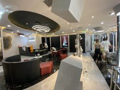 -TOP HAIR SALON