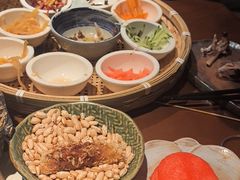 -包整·丝娃娃(一览甲秀楼风景店)