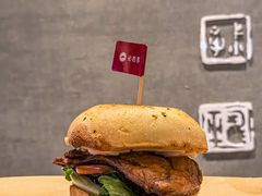 -必胜客(滨江店)