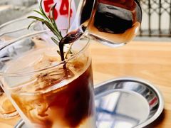 啡仔笑（荔枝美式苏打）-无牌咖啡&酒馆