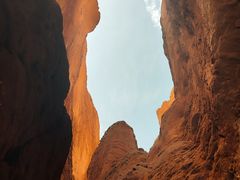 -天山神秘大峡谷