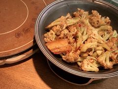 -蜜桃餐厅·伴山(湖滨商业街店)