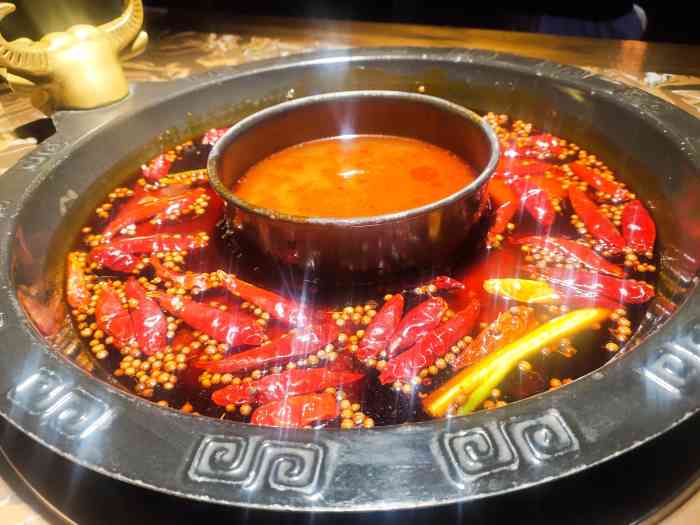 江二爷 重庆卤味火锅(天津路店)-"新疆朋友推荐的一家火锅店,说他们