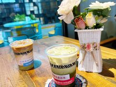 -雨舍咖啡(汉神购物广场咖啡街区店)