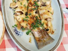 豆豉蒸鱼骨-龙桥私厨·姜花菊花过桥鱼·顺德菜(容桂店)