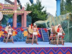 -七彩云南欢乐世界