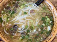 -正宗李家土鸡米线店