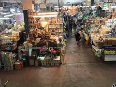 -瓦洛洛传统市场