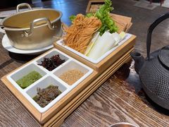 -魁盛居百年鲁菜馆(县西巷店)