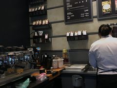 -星巴克臻选(成都太古里店)