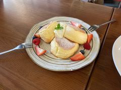 莓果奶油芝士舒芙蕾松饼-UPPER KITCHEN(延安路店)