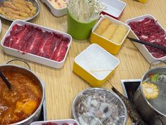 -杨老板·海鲜集市火锅·鲜切牛肉(中防万宝店)
