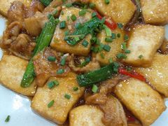 五花肉闷豆腐-醉春风(长汀县店头街店)
