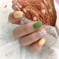 -蜜丝卡伦美甲美睫半永久