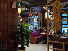 -湘西小馆(滨河路店)