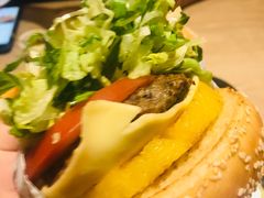 -The Habit Burger Grill 哈比特汉堡(复兴soho店)