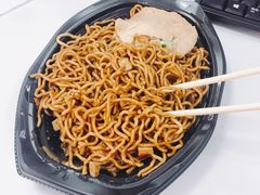 -全家便利店(上海南站站店)