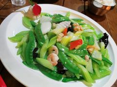 -大宝全猪馆(南京路店)