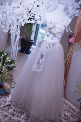 -红丝高端婚礼中心(旗舰店)