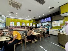 -龙记桂林米粉(财满街店)