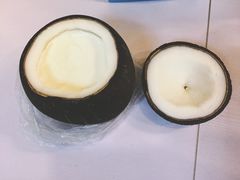 -志龙皇冠吃货椰子铺