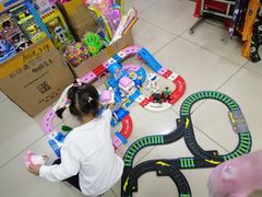 -百荣世贸商城