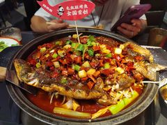 -辣尚瘾·烤鱼·新川菜(交大直营店)