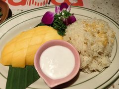 泰式芒果糯米饭-美泰泰国餐厅(中大银泰店)